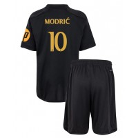 Dětský fotbalový dres Real Madrid Luka Modric #10 2023-24 Třetí Krátký Rukáv (+ trenýrky)